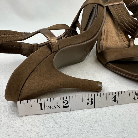Kenneth Cole Reaction Know Way Bronze Satin Sandal 6.5 - Picture 11 of 11